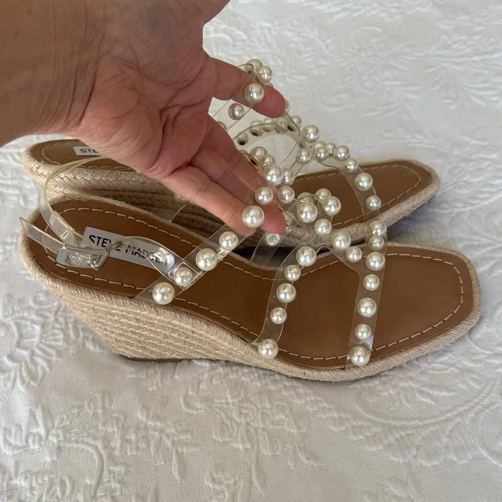 Steve Madden Pearl Embellished Wedges - Cream size 11